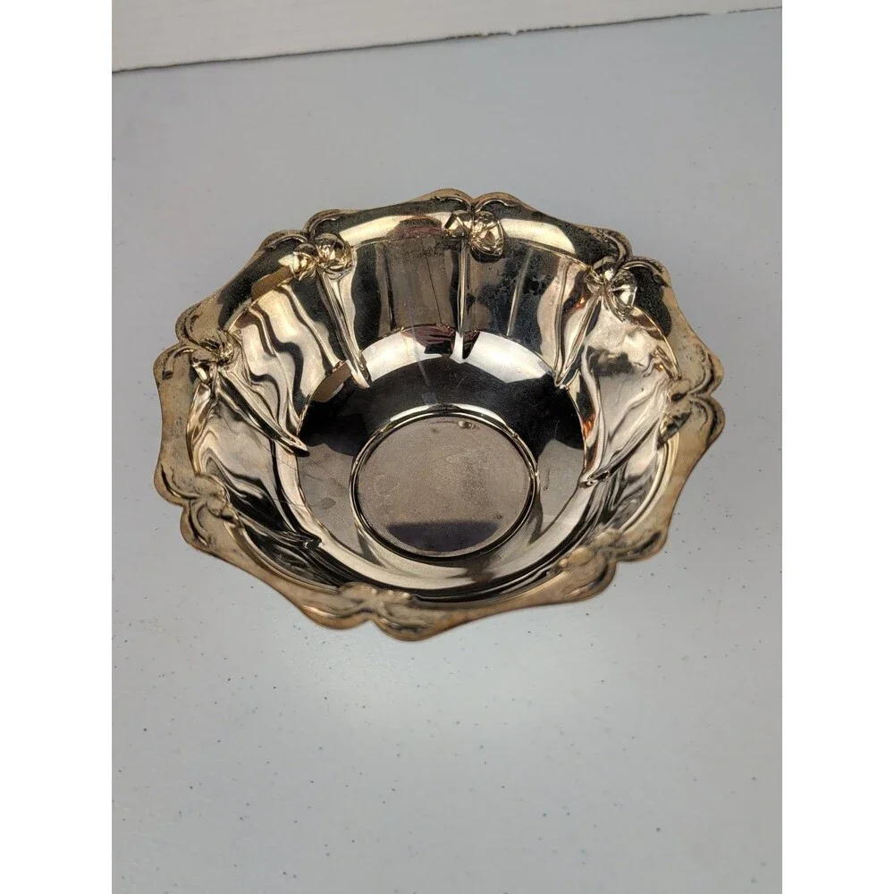 Oneida Oak Hall  Bowl 6.5 ” Silverplate Acorn Autumn Fall Candy Nut Bowl Vtg